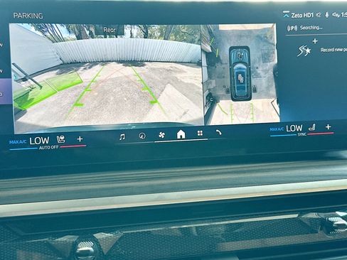 Certified 2025 BMW X7 xDrive40i w/ Premium Package AWD/4WD image 14