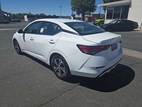 Used 2022 Nissan Sentra SV image 7