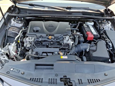 Used 2019 Toyota Camry LE w/ Convenience Package FWD image 26