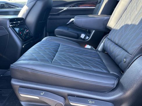 New 2026 Cadillac Escalade IQ Sport 1 w/ LPO, ONYX Package AWD/4WD image 20