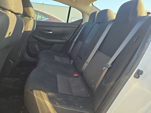 Used 2021 Nissan Sentra SV FWD image 16