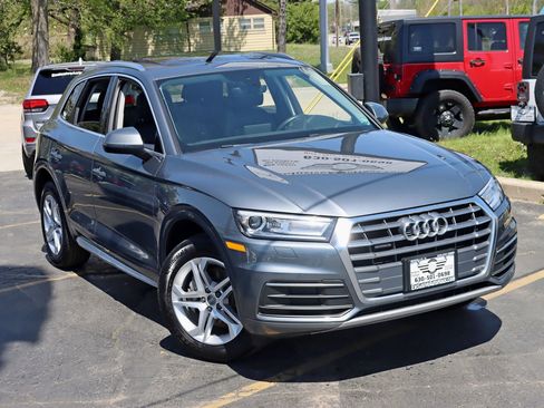 Used 2019 Audi Q5 2.0T Premium w/ Convenience Package AWD/4WD image 7