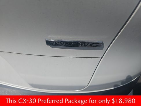 Used 2021 MAZDA CX-30 FWD 2.5 S w/ Preferred Package image 9