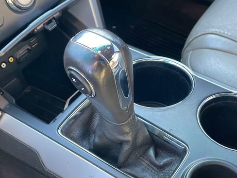 Used 2013 Ford Explorer XLT image 43