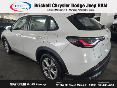 Used 2023 Honda HR-V LX image 3