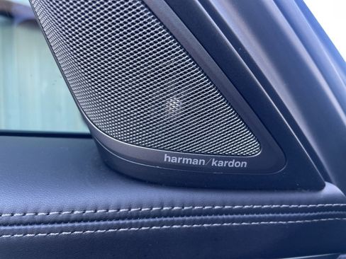 Used 2019 BMW 750i xDrive w/ Executive Package image 14