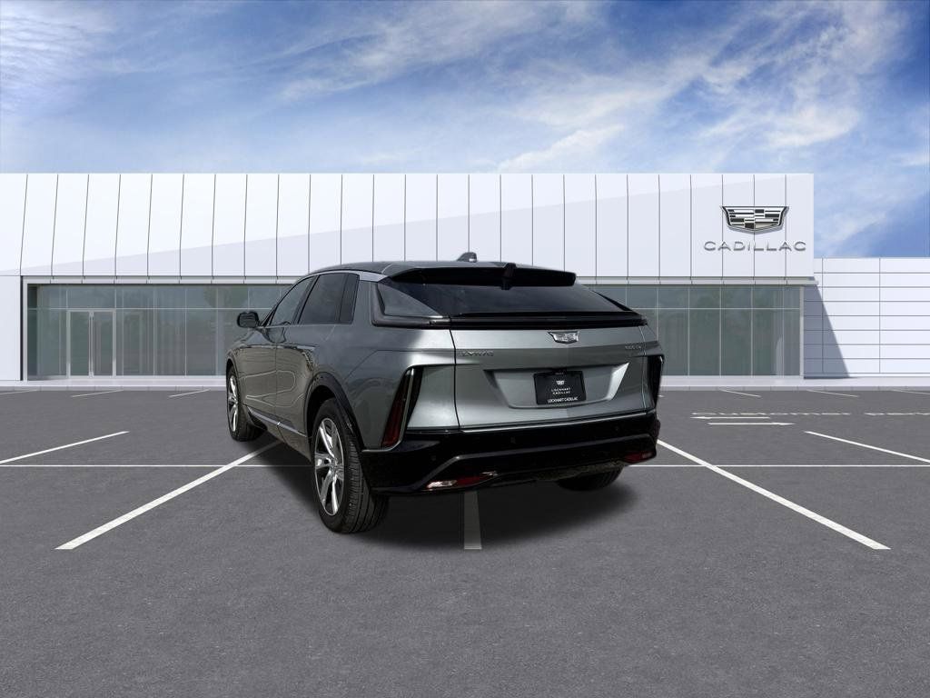 Certified 2024 Cadillac Lyriq Tech w/ LPO, Floor Liner Package AWD/4WD image 12