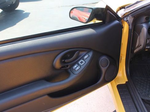 Used 2002 Pontiac Firebird Trans Am RWD image 28