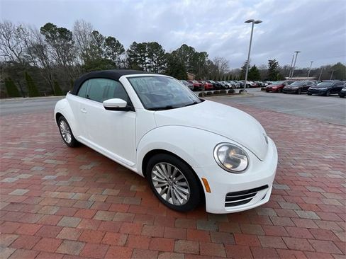 Used 2019 Volkswagen Beetle 2.0T SE image 23