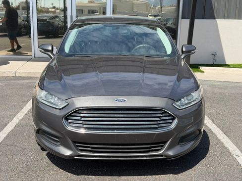 Used 2016 Ford Fusion SE FWD image 15