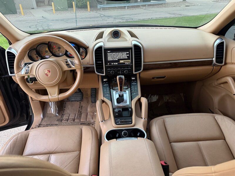 Used 2014 Porsche Cayenne Diesel AWD/4WD image 13