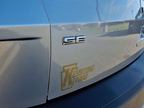 Used 2022 Ford Escape SE w/ Cold Weather Package image 30