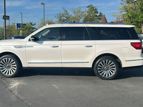 Used 2019 Lincoln Navigator L Reserve AWD/4WD image 8