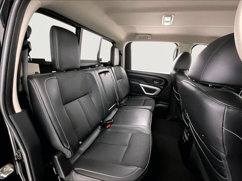 Used 2019 Nissan Titan PRO-4X w/ Pro-4x Utility Package AWD/4WD image 22