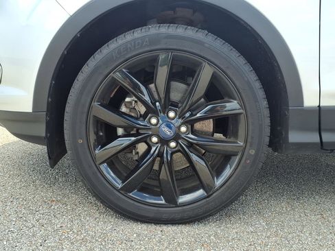 Used 2019 Ford Escape SE image 7