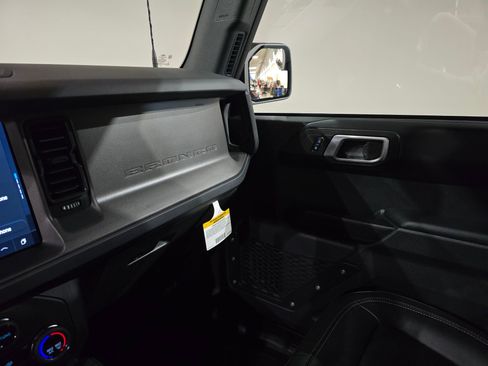 New 2025 Ford Bronco Badlands w/ Sasquatch Package image 26