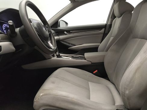 Used 2019 Honda Accord EX image 17