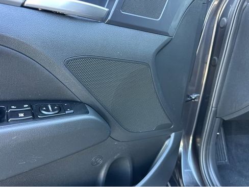Used 2020 Hyundai Elantra SEL w/ Cargo Package (C1) FWD image 32