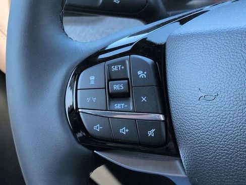 New 2026 Ford Explorer Platinum RWD image 25