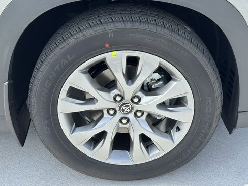 New 2026 Toyota Grand Highlander Limited AWD/4WD image 15