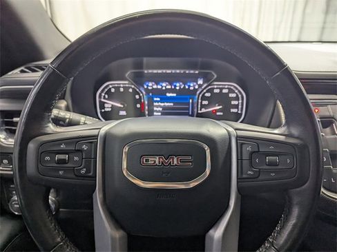 Used 2021 GMC Yukon SLT w/ SLT Premium Package image 23