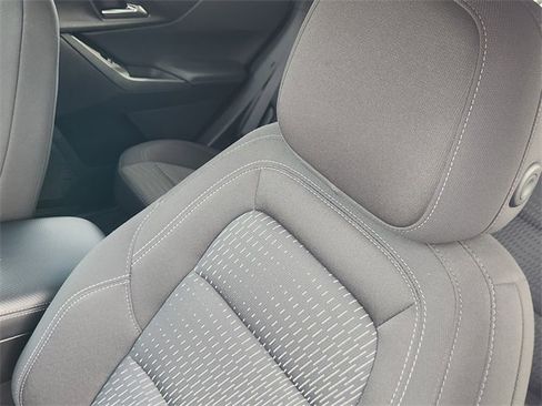 Used 2026 Chevrolet Equinox LT image 24