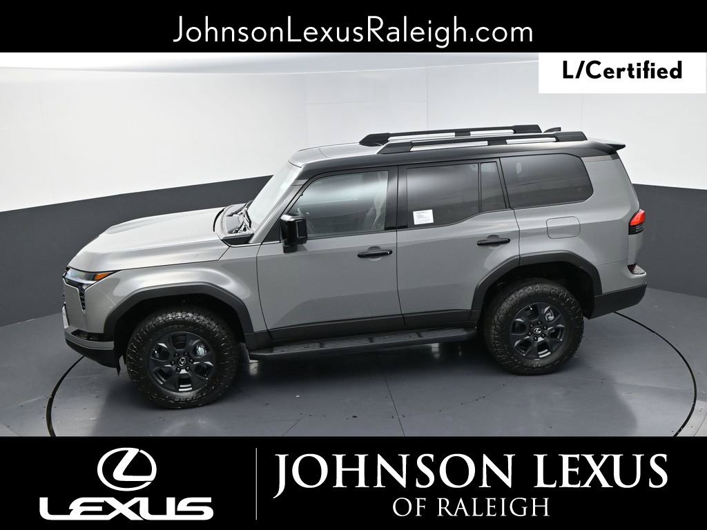 Used 2025 Lexus GX 550 AWD/4WD image 32