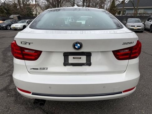 Used 2016 BMW 328i Gran Turismo xDrive image 9