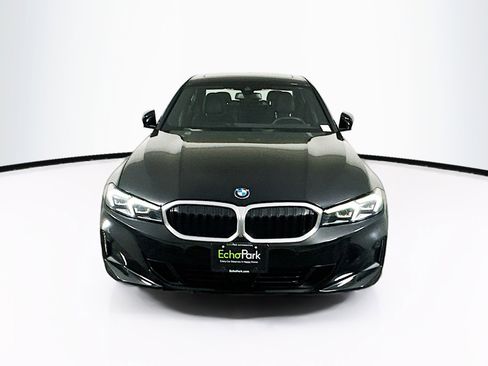 Used 2025 BMW 330i Sedan image 2