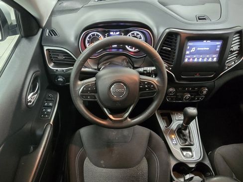 Used 2020 Jeep Cherokee Latitude image 19