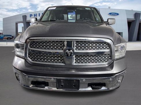 Used 2017 RAM 1500 Laramie w/ Convenience Group AWD/4WD image 8