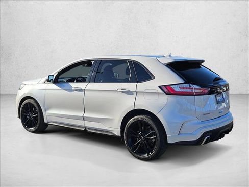Used 2019 Ford Edge ST w/ Equipment Group 401A image 8