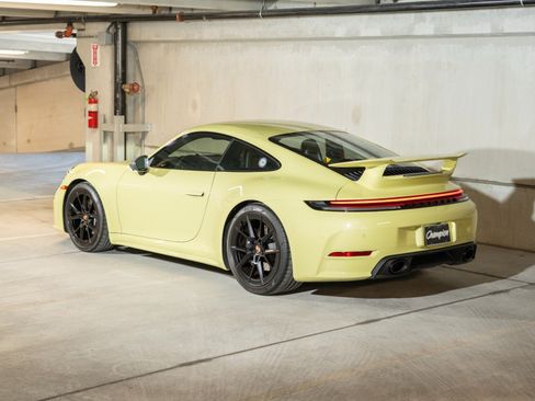 Certified 2025 Porsche 911 Carrera T RWD image 3