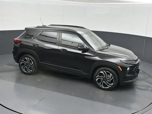 Used 2025 Chevrolet TrailBlazer RS w/ Convenience Package FWD image 41