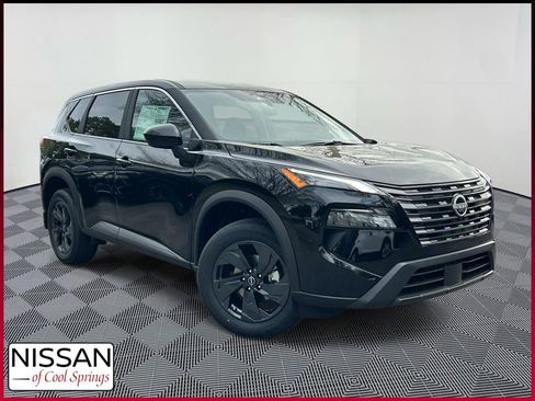 New 2026 Nissan Rogue SV FWD image 1