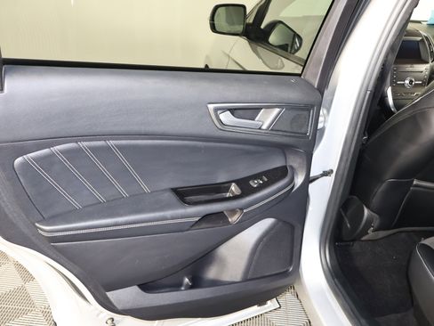Used 2019 Ford Edge ST w/ Convenience Package image 47