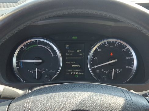 Used 2017 Toyota Highlander Limited Platinum AWD/4WD image 19