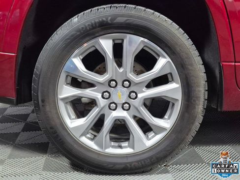 Used 2018 Chevrolet Traverse Premier w/ LPO, Floor Liner Package AWD/4WD image 32