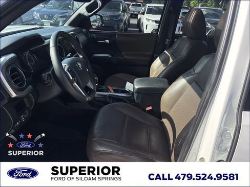 Used 2019 Toyota Tacoma Limited AWD/4WD image 15