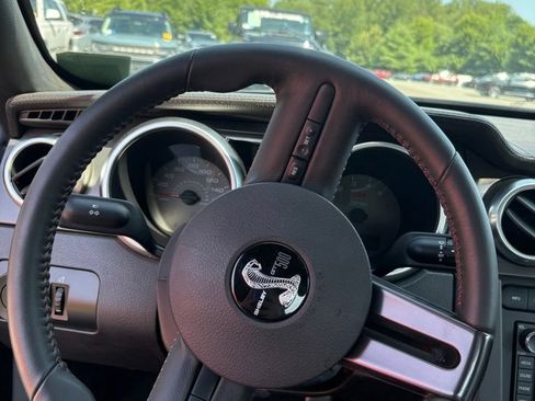 Used 2009 Ford Mustang Shelby GT500 RWD image 23