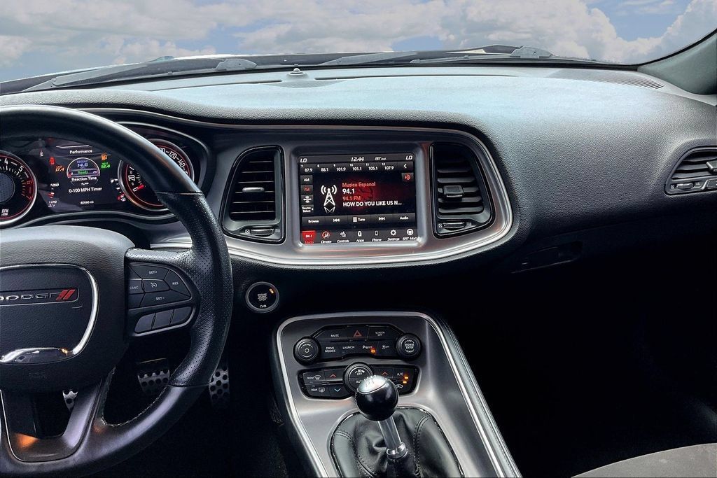 Used 2021 Dodge Challenger R/T Scat Pack RWD image 9