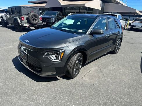 New 2025 Kia Niro Wave FWD image 2