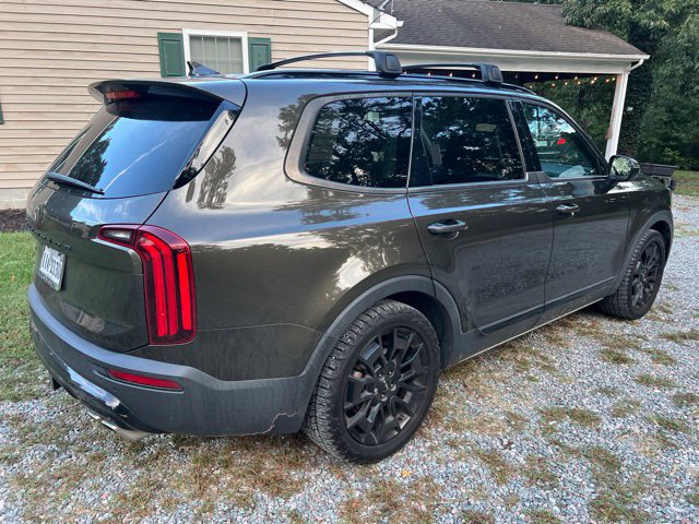 Used 2022 Kia Telluride EX w/ EX Premium Package AWD/4WD image 4