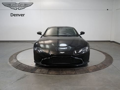Used 2019 Aston Martin V8 Vantage Coupe image 8
