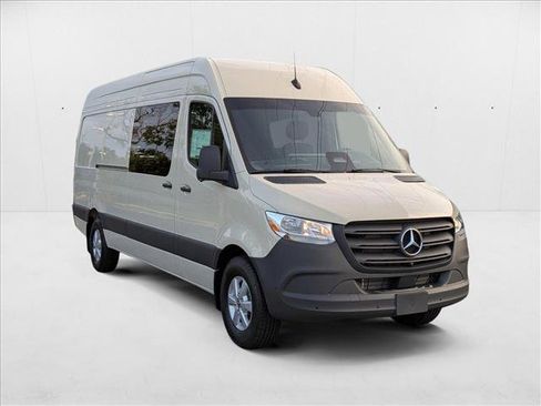 New 2025 Mercedes-Benz Sprinter 2500 image 7