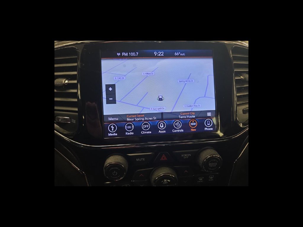 Used 2019 Jeep Grand Cherokee Limited AWD/4WD image 22