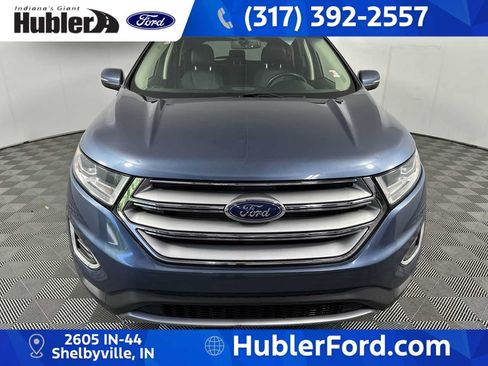 Used 2018 Ford Edge Titanium w/ Equipment Group 301A AWD/4WD image 3