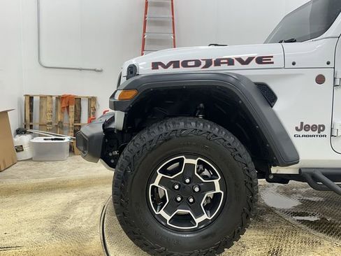 Used 2022 Jeep Gladiator Mojave w/ Trailer Tow Package image 18
