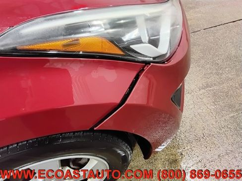 Used 2014 Hyundai Elantra SE image 18