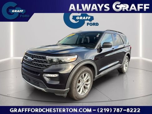 Used 2021 Ford Explorer XLT w/ Equipment Group 202A AWD/4WD image 1